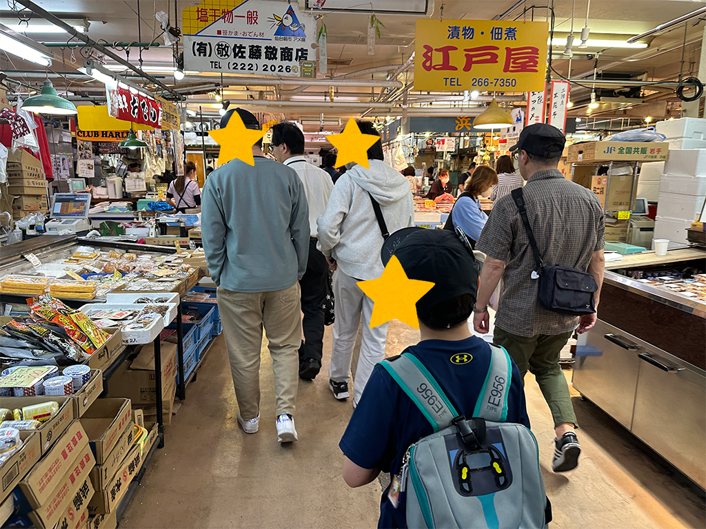 仙台にあるフリースクール、クラーク国際中等部仙台キャンパスの特別活動の授業です。