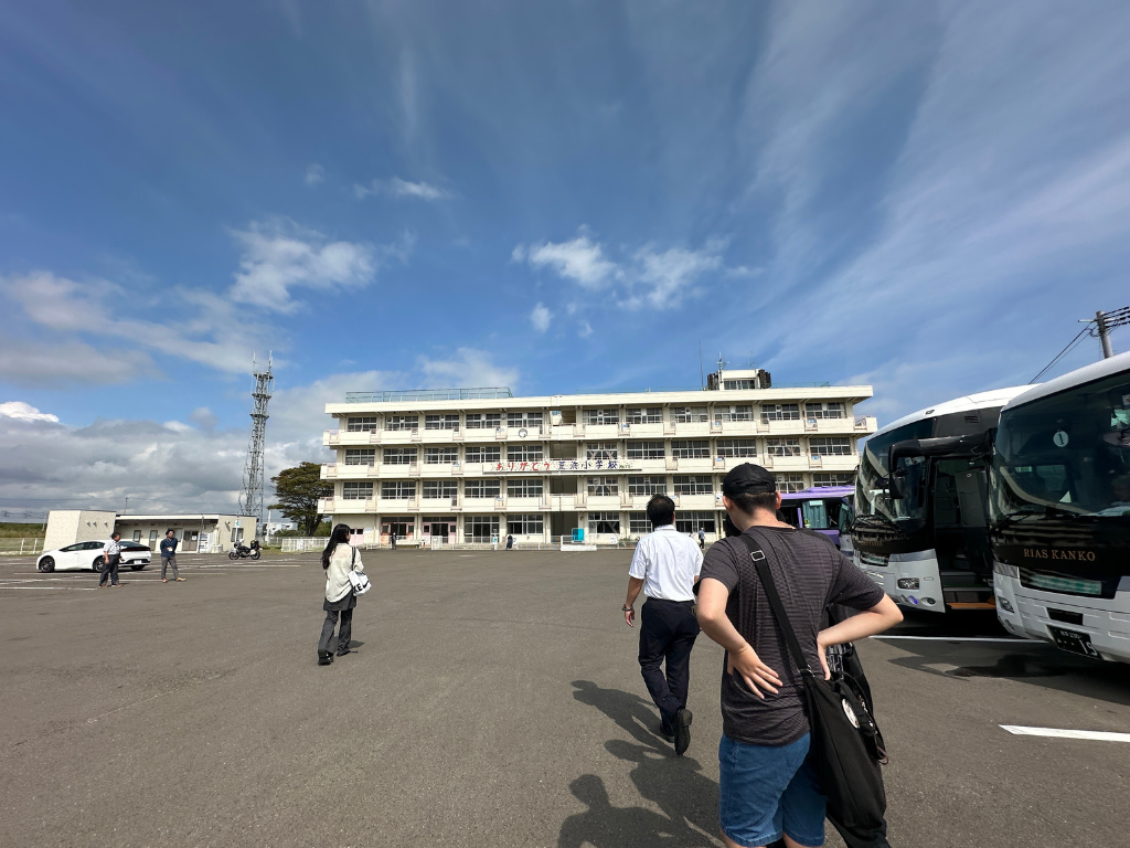 仙台にあるフリースクール、クラーク国際中等部仙台キャンパスの特別活動の授業です。