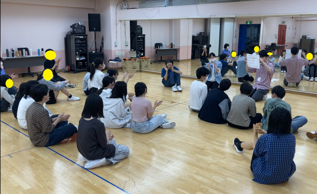 東京にあるフリースクール、クラーク国際中等部東京キャンパスの特別授業の様子