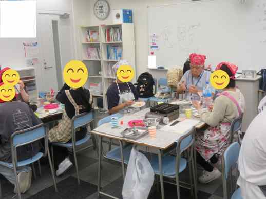 兵庫県にあるフリースクール、クラーク国際中等部芦屋キャンパスの特別活動の様子