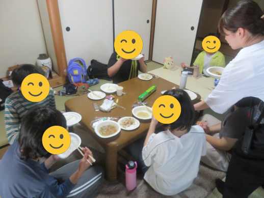 兵庫県にあるフリースクール、クラーク国際中等部芦屋キャンパスの課外活動の様子