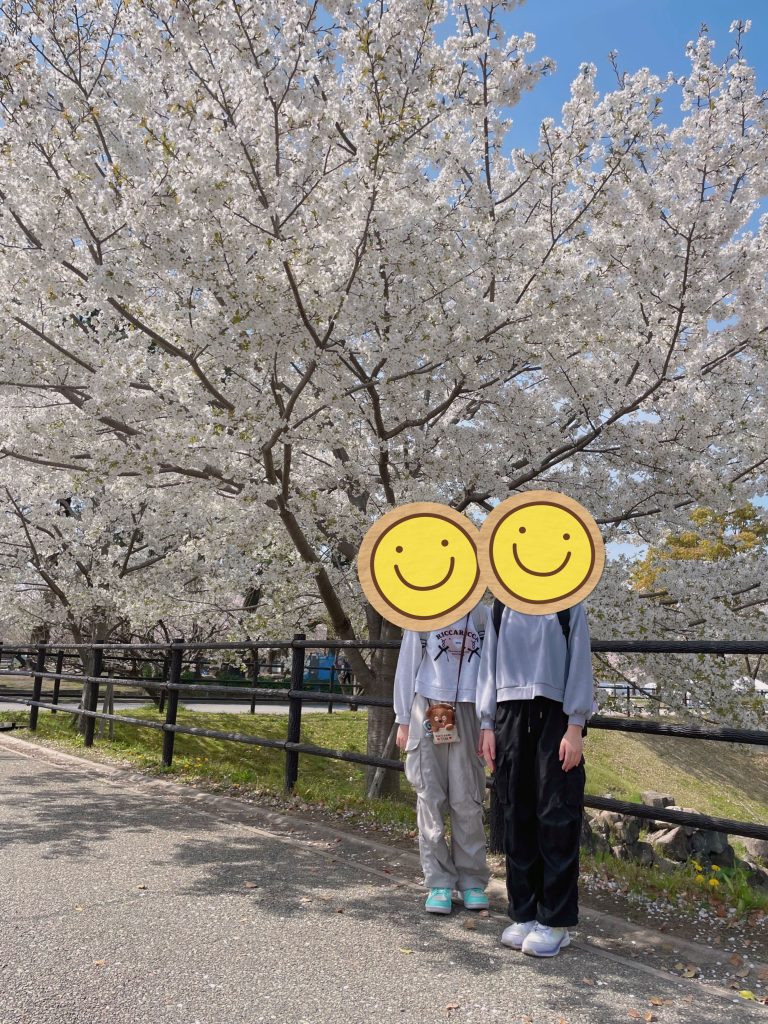 静岡にあるフリースクール、クラーク国際中等部静岡キャンパスのお花見