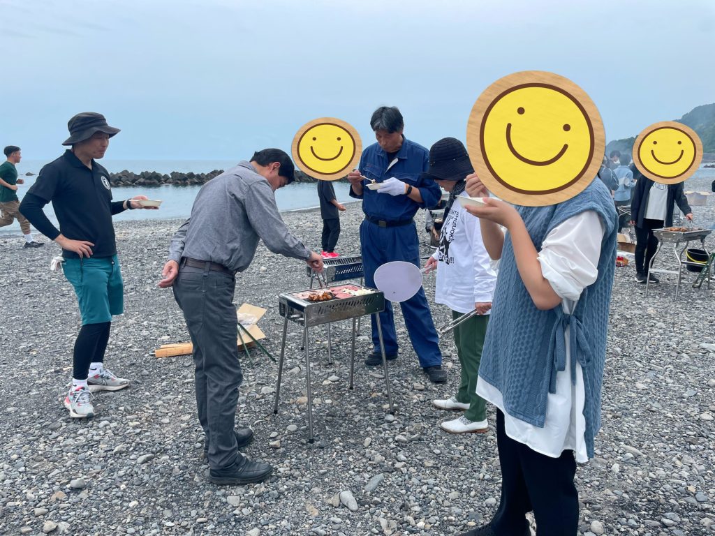 静岡にあるフリースクール、クラーク国際中等部静岡キャンパスのBBQ大会様子