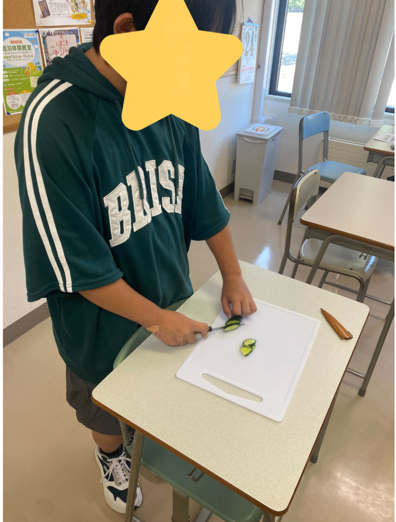 収穫した野菜を調理