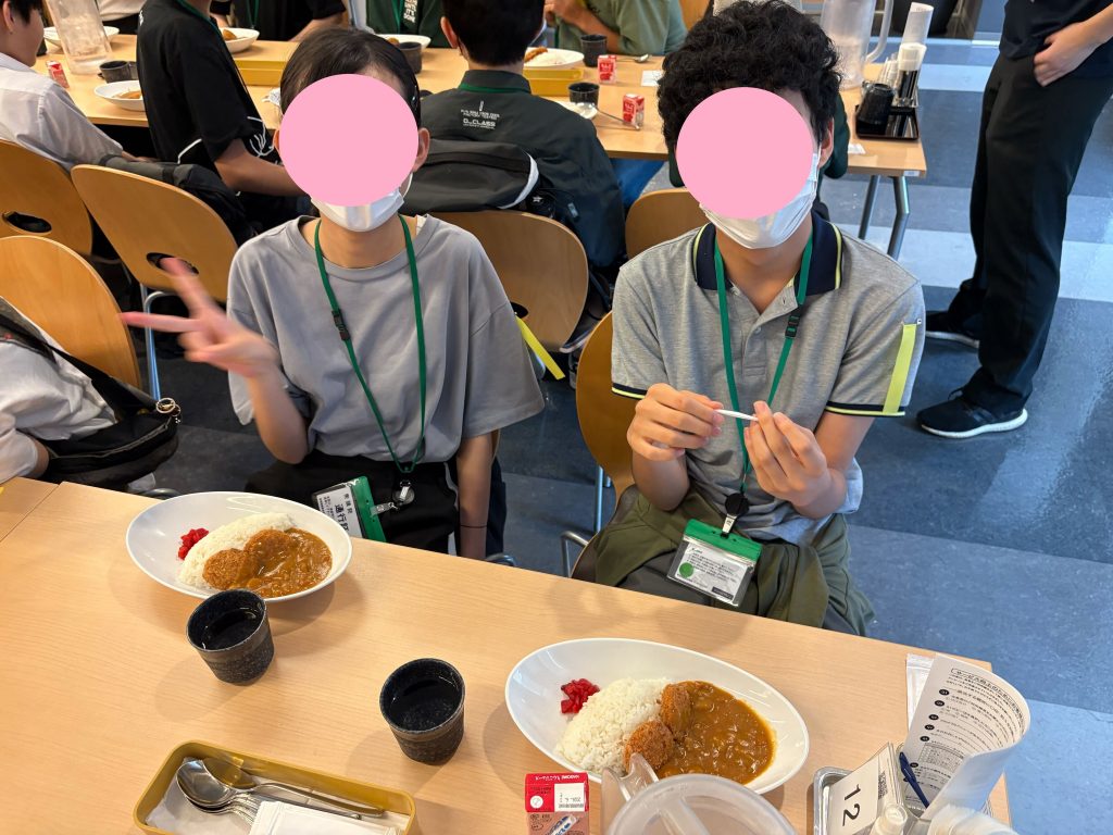 東京にあるフリースクール、クラーク国際中等部東京キャンパスの課外活動の様子