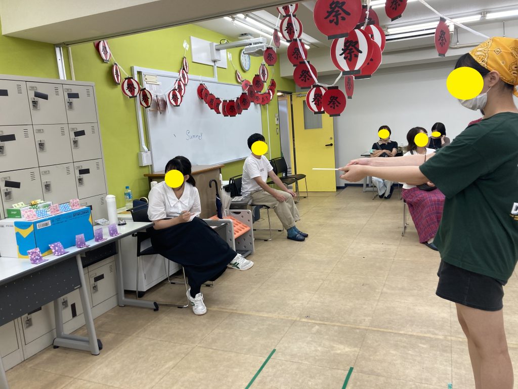 東京にあるフリースクール、クラーク国際中等部東京キャンパスの親子で夏フェスの様子