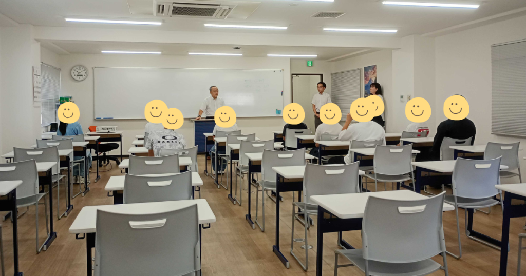 大阪にあるフリースクール、クラーク国際中等部大阪天王寺キャンパス、2学期、始業式の様子
