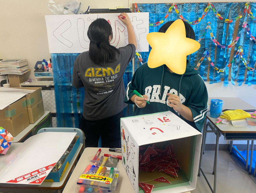 各縁日で協力しながら準備中