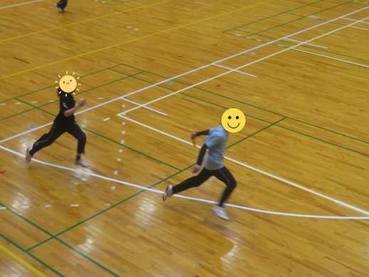 兵庫県にあるフリースクール、クラーク国際中等部芦屋キャンパスの体育祭の様子