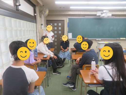 兵庫県にあるフリースクール、クラーク国際中等部芦屋キャンパスのピア実習の様子