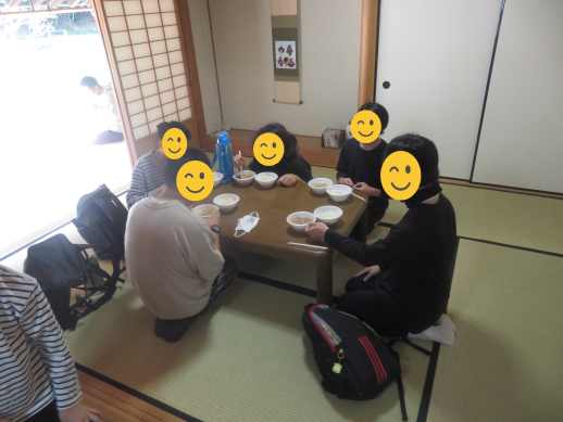 兵庫県にあるフリースクール、クラーク国際中等部芦屋キャンパスの課外活動の様子