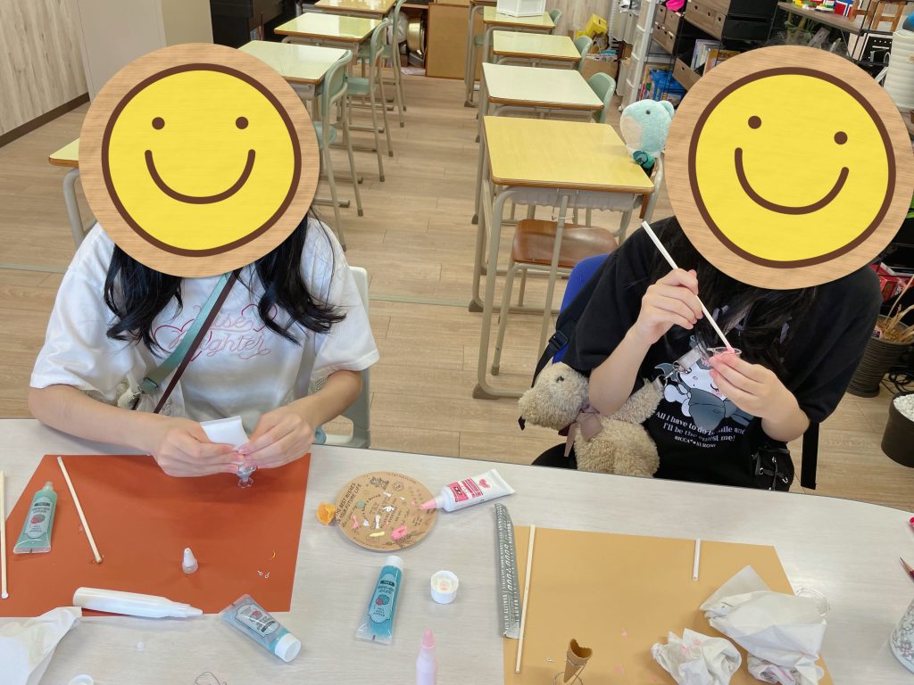 静岡にあるフリースクール、クラーク国際中等部静岡キャンパスのものづくりの様子