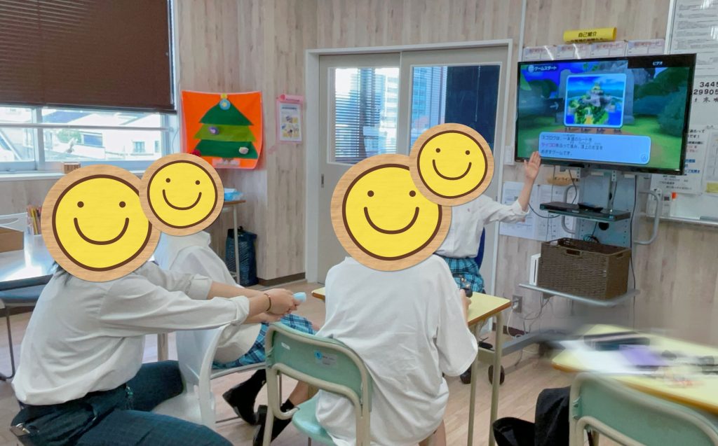静岡にあるフリースクール、クラーク国際中等部静岡キャンパスのピアの授業
