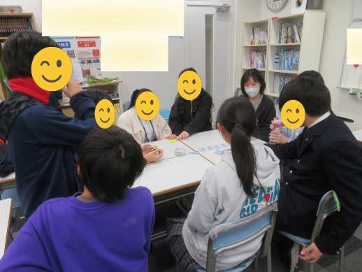 兵庫県にあるフリースクール、クラーク国際中等部芦屋キャンパスの特別活動の様子