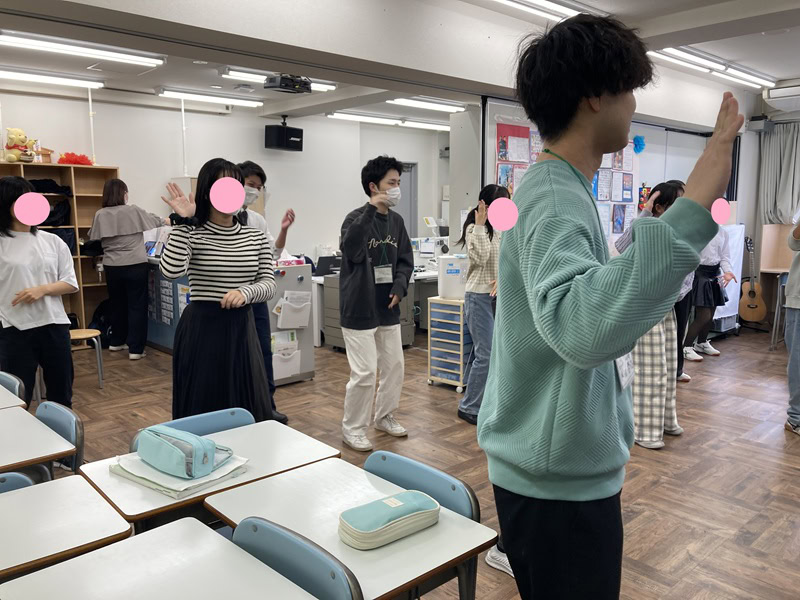 東京にあるフリースクール、クラーク国際中等部東京キャンパスの授業の様子