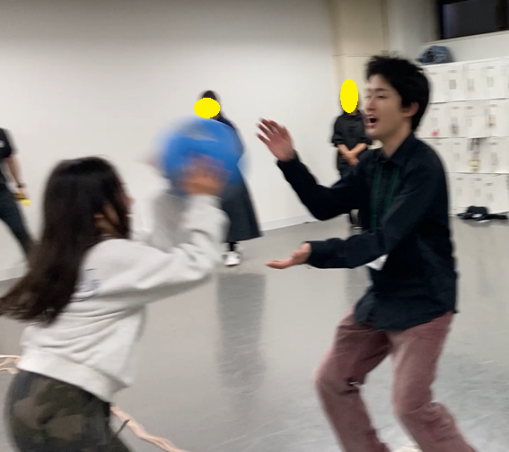 東京にあるフリースクール、クラーク国際中等部東京キャンパスの授業の様子