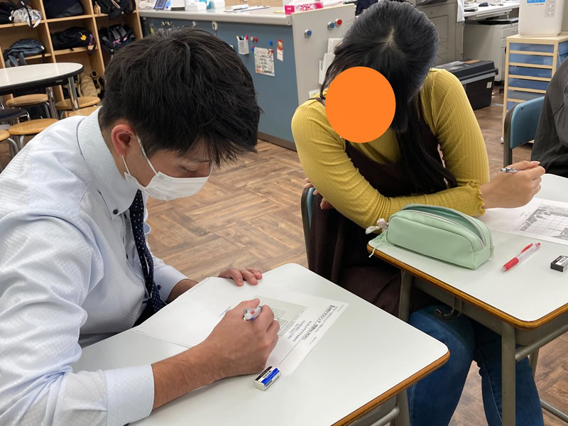 東京にあるフリースクール、クラーク国際中等部東京キャンパスの授業の様子