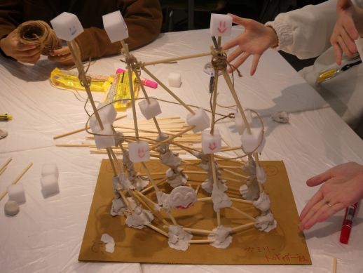 兵庫県にあるフリースクール、クラーク国際中等部芦屋キャンパスの課外活動の様子