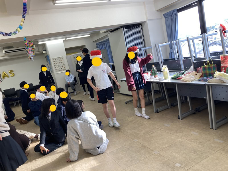 東京にあるフリースクール、クラーク国際中等部東京キャンパスの授業の様子