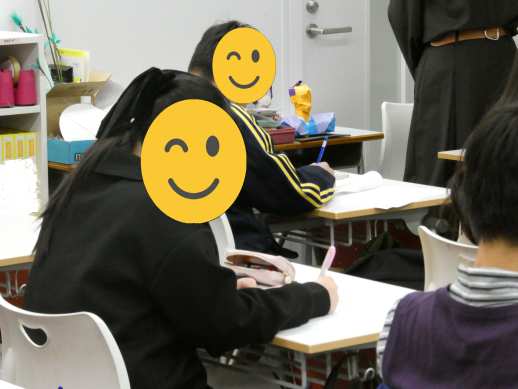 兵庫県にあるフリースクール、クラーク国際中等部芦屋キャンパスの特別講座の様子