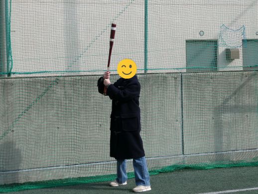 兵庫県にあるフリースクール、クラーク国際中等部芦屋キャンパスの体育の授業の様子