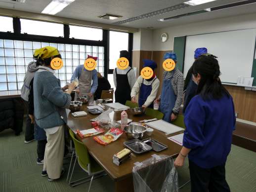 兵庫県にあるフリースクール、クラーク国際中等部芦屋キャンパスの特別授業の様子