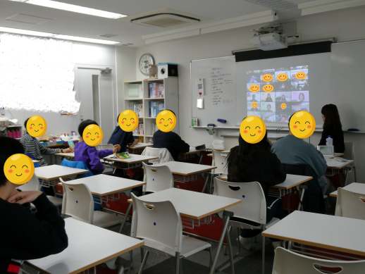 兵庫県にあるフリースクール、クラーク国際中等部芦屋キャンパスの特別授業の様子