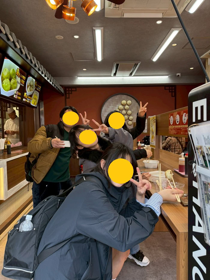 東京にあるフリースクール、クラーク国際中等部東京キャンパスの授業の様子