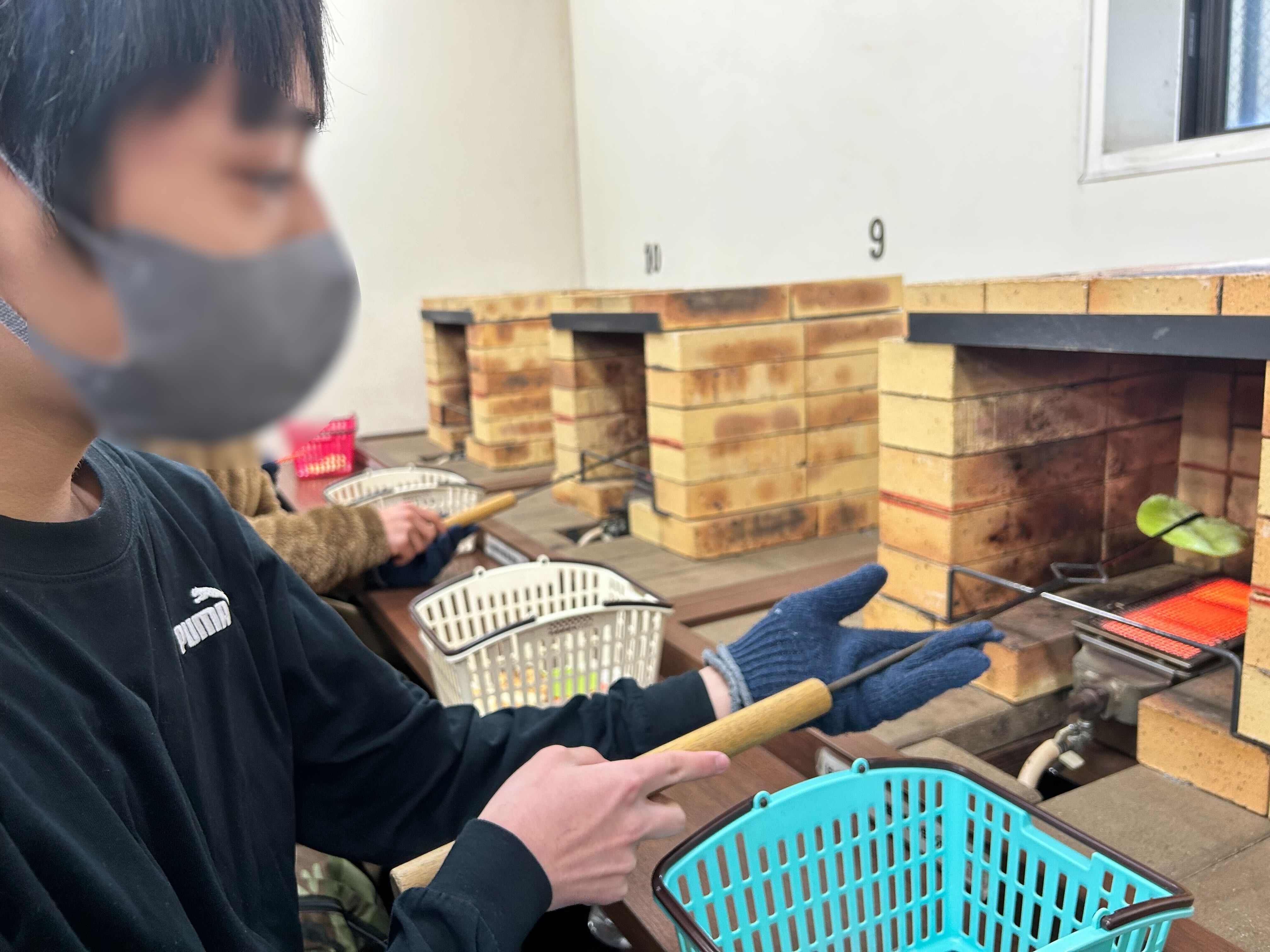 埼玉県所沢市にあるフリースクール、クラーク国際中等部所沢キャンパスで行った卒業遠足の様子