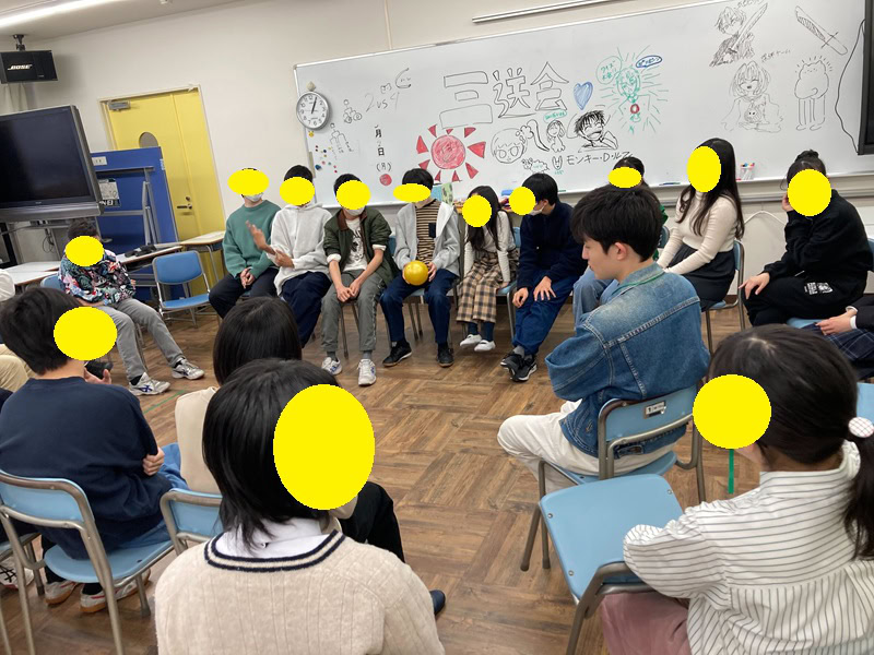 東京にあるフリースクール、クラーク国際中等部東京キャンパスの授業の様子