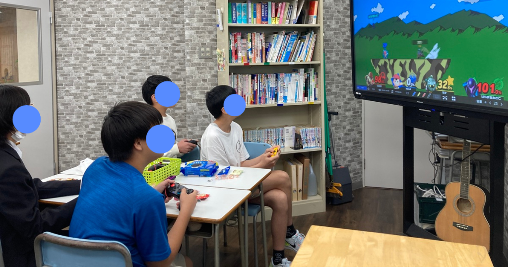 東京にあるフリースクール、クラーク国際中等部東京キャンパスの授業の様子