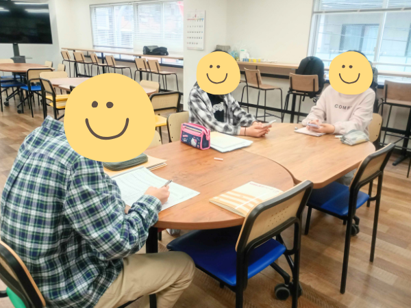 大阪にあるフリースクール、クラーク国際中等部、大阪天王寺キャンパス、自律学習、Webコンテンツ、漢字検定、