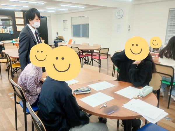 大阪にあるフリースクール、クラーク国際中等部大阪天王寺キャンパス、調理実習、注文の多いキャンパス長、注文の多い料理店、続編、餃子、