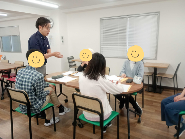 大阪にあるフリースクール、クラーク国際中等部大阪天王寺キャンパス、調理実習、注文の多いキャンパス長、注文の多い料理店、餃子、