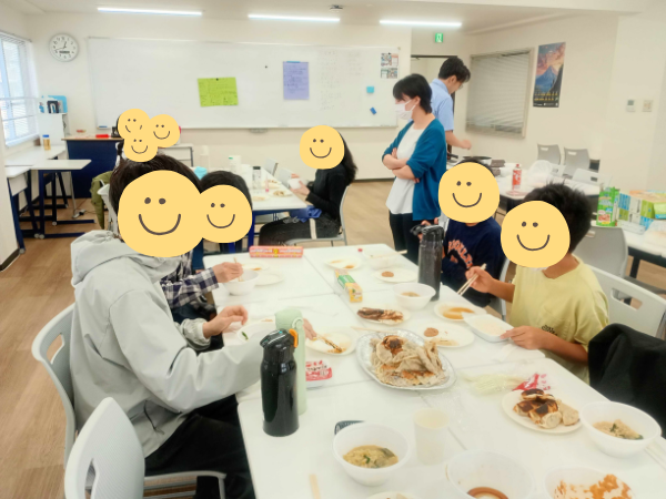 大阪にあるフリースクール、クラーク国際中等部大阪天王寺キャンパス、調理実習、焼き餃子、水餃子、注文の多い、