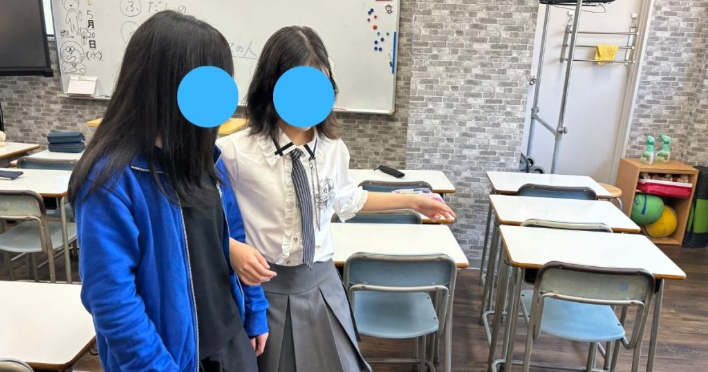 東京にあるフリースクール、クラーク国際中等部東京キャンパスの授業の様子