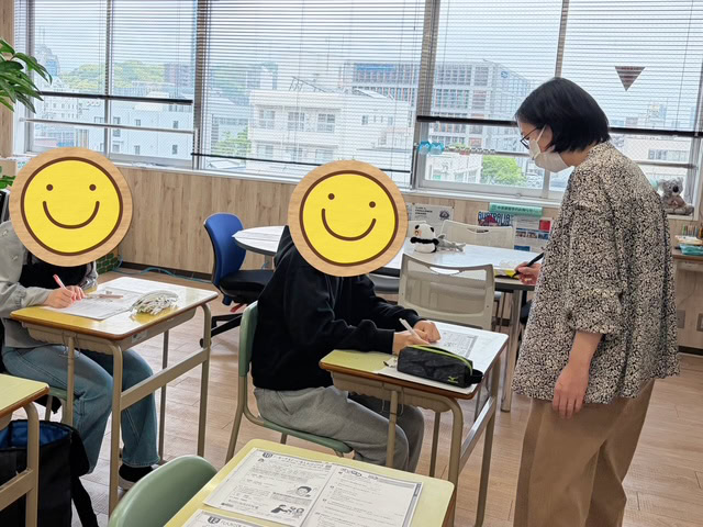 静岡にあるフリースクール、クラーク国際中等部静岡キャンパスの英語の授業