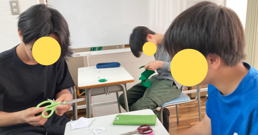 東京にあるフリースクール、クラーク国際中等部東京キャンパスの授業の様子