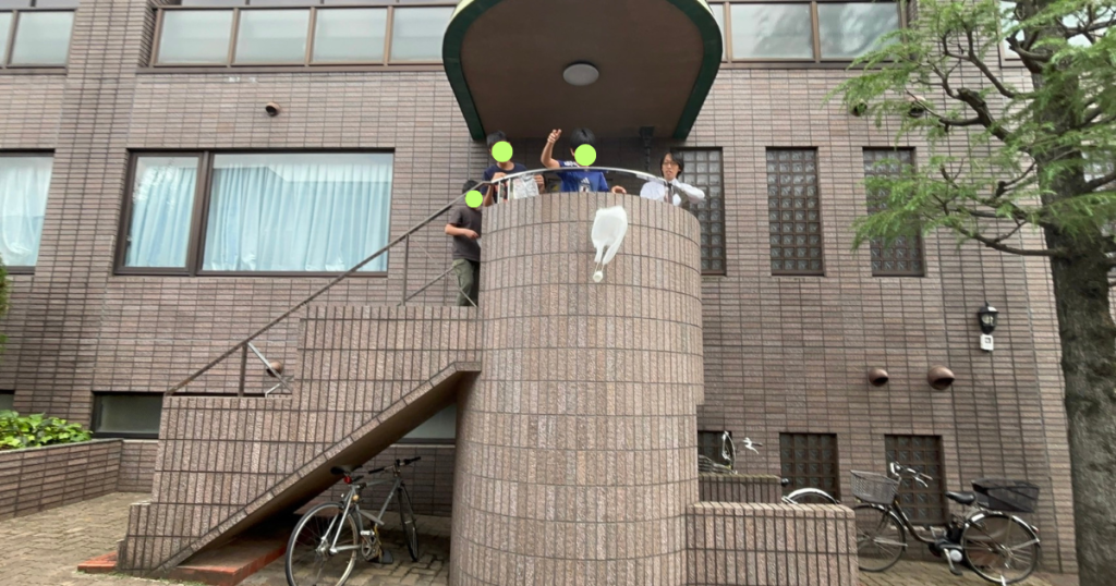 東京にあるフリースクール、クラーク国際中等部東京キャンパスの授業の様子