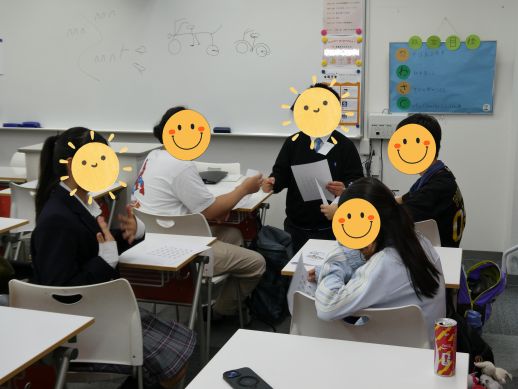 兵庫県にあるフリースクール、クラーク国際中等部芦屋キャンパスのピア実習の授業の様子