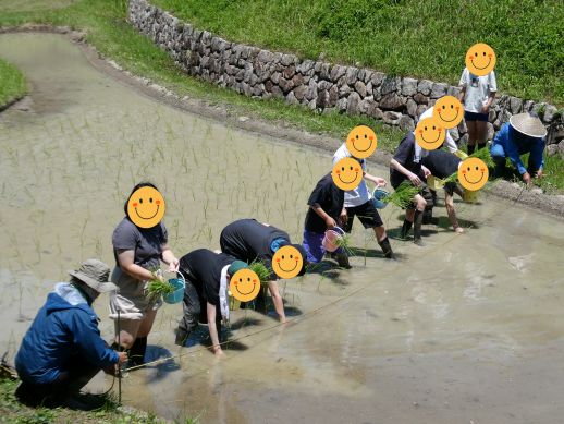 兵庫県にあるフリースクール、クラーク国際中等部芦屋キャンパスの課外活動の様子