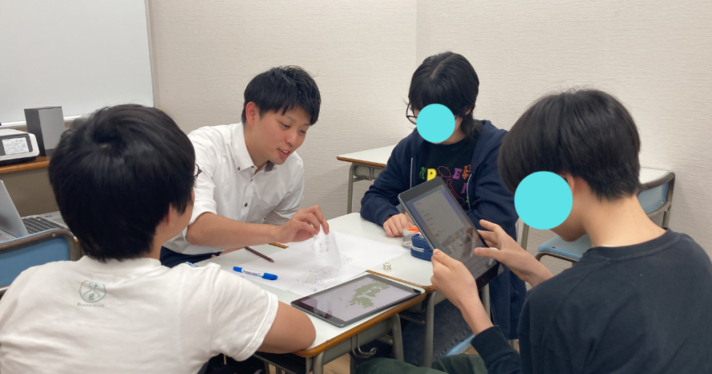 東京にあるフリースクール、クラーク国際中等部東京キャンパスの授業の様子