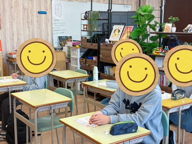 静岡にあるフリースクール、クラーク国際中等部静岡キャンパスの歴史の授業
