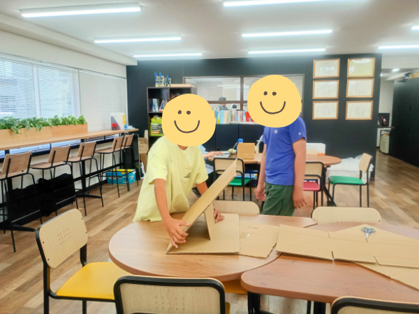 大阪にあるフリースクール、クラーク国際中等部大阪天王寺キャンパス、文化祭、ミニゲーム、チラシ、ポスター、