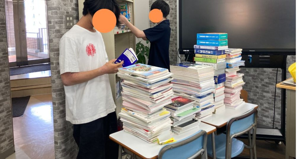 東京にあるフリースクール、クラーク国際中等部東京キャンパスの授業の様子