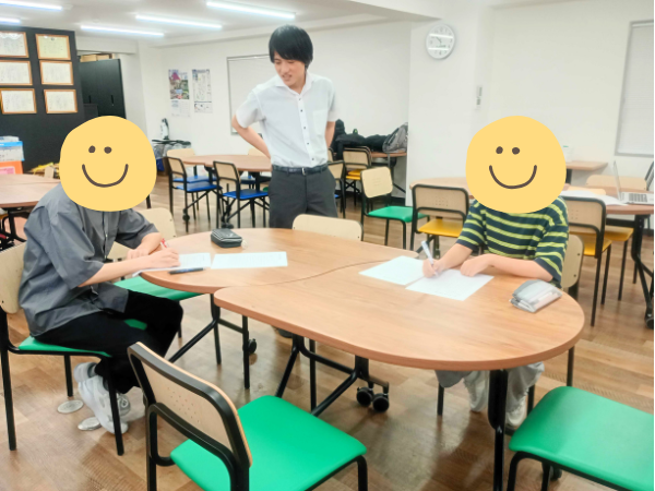 大阪にあるフリースクール、クラーク国際中等部大阪天王寺キャンパス、二乗マス、二乗マス計算大会、エキシビジョン、応援、