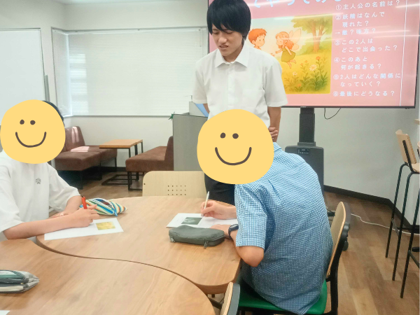 大阪にあるフリースクール、クラーク国際中等部大阪天王寺キャンパス、物語づくり、想像力、