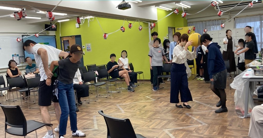 高田馬場にあるフリースクール、クラーク国際中等部東京キャンパスの授業の様子