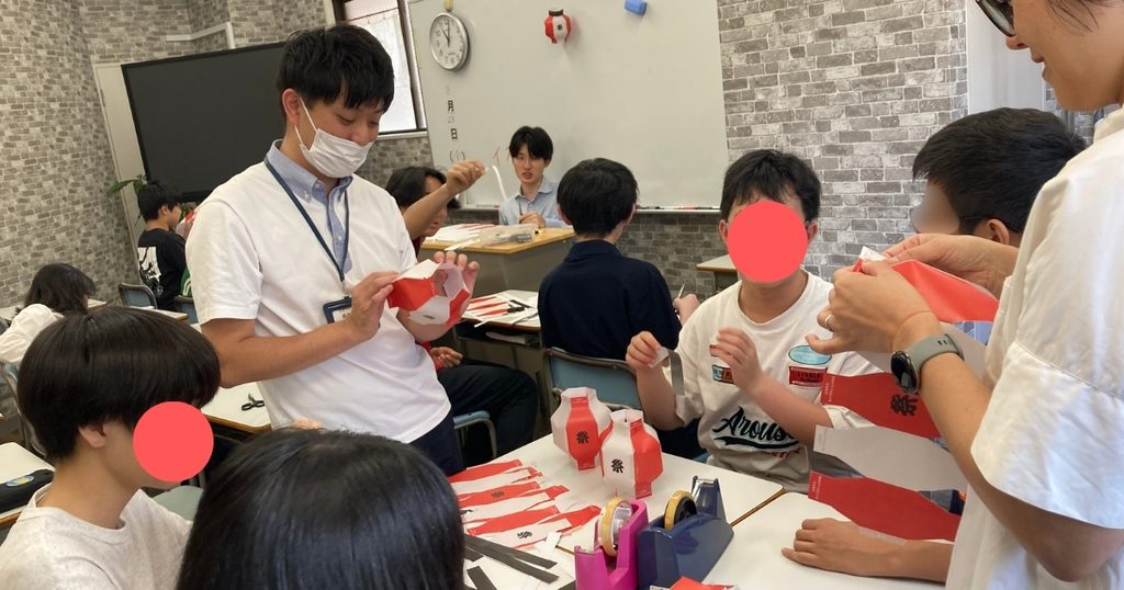 新宿にあるフリースクール、クラーク国際中等部東京キャンパスの授業の様子