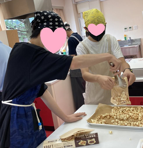 東京にあるフリースクール、クラーク国際中等部東京キャンパスの授業の様子